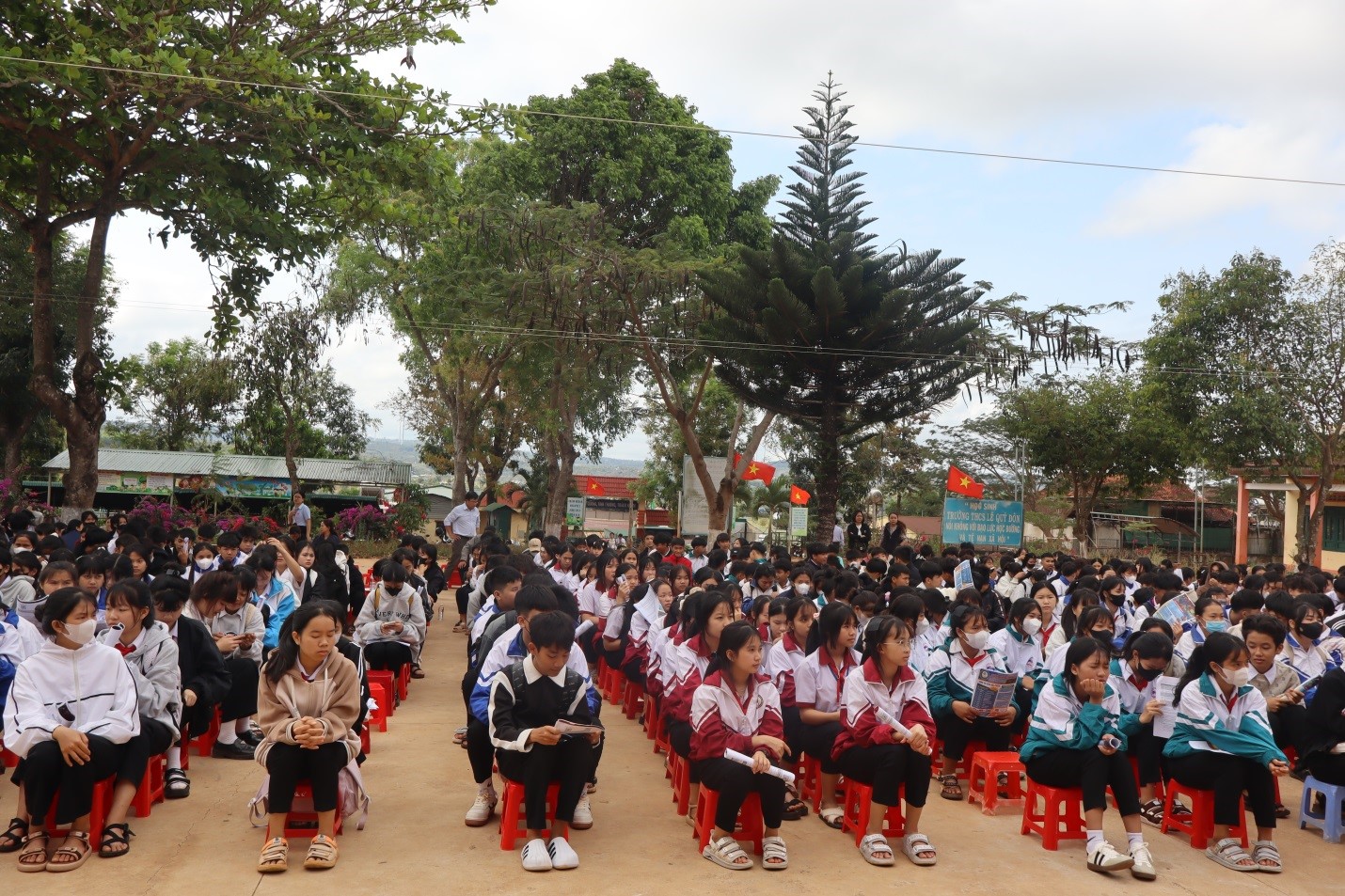 Sở Giáo dục và Đào tạo tỉnh Đắk Lắk tổ chức ngày hội tư vấn tuyển sinh – giới thiệu nghề nghiệp cho học sinh Trung học cơ sở năm 2025